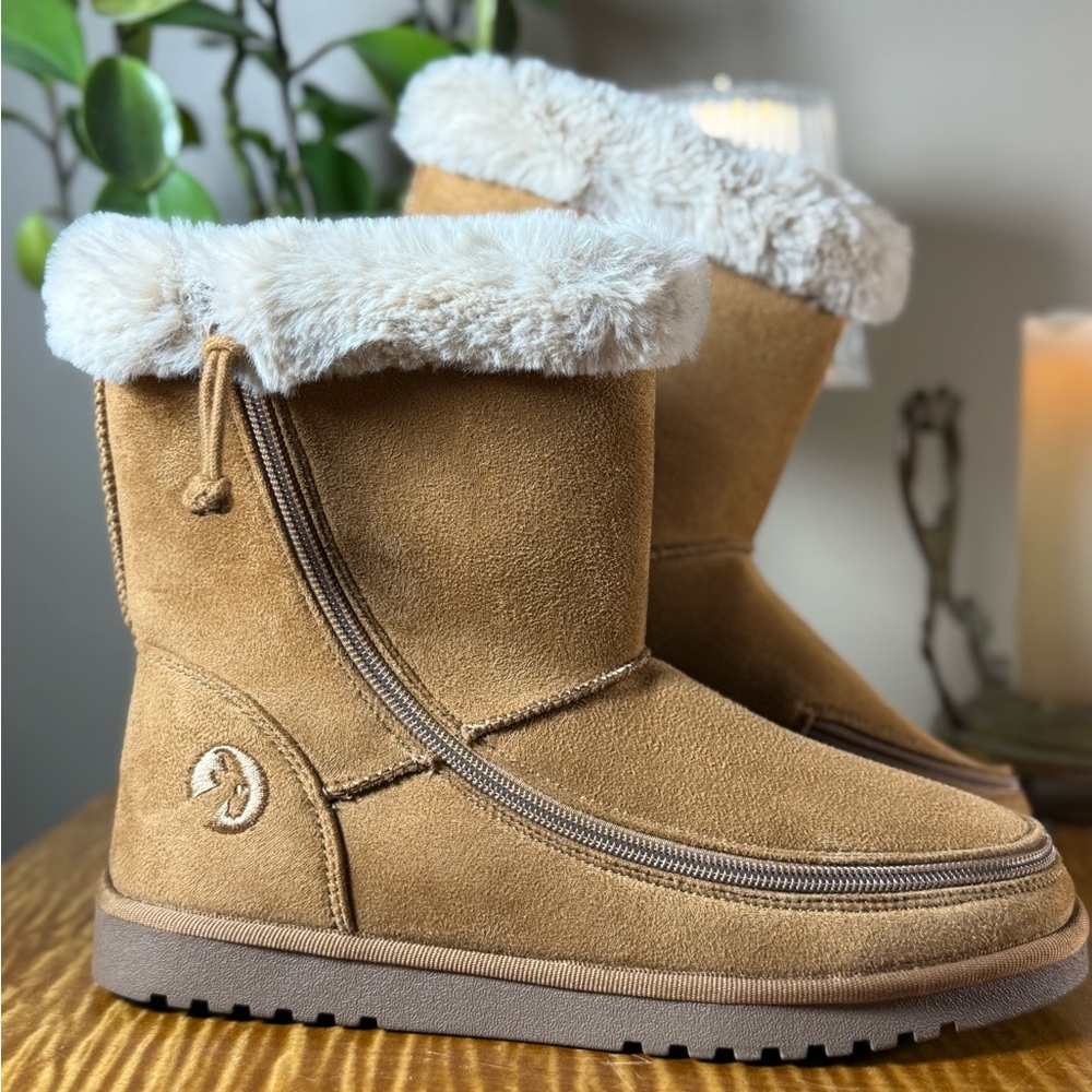 BILLY brand EZ Zip Faux Fur "Cozy" Flannel Lined Vegan Suede Boots Sz 7.5‎ NWOB